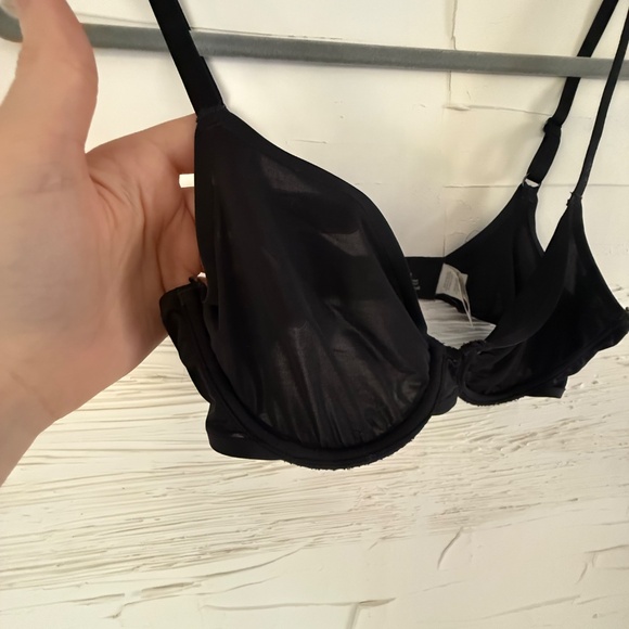 Aerie SMOOTHEZ Mesh Unlined Bra | Black | Size 32B - Picture 6 of 7